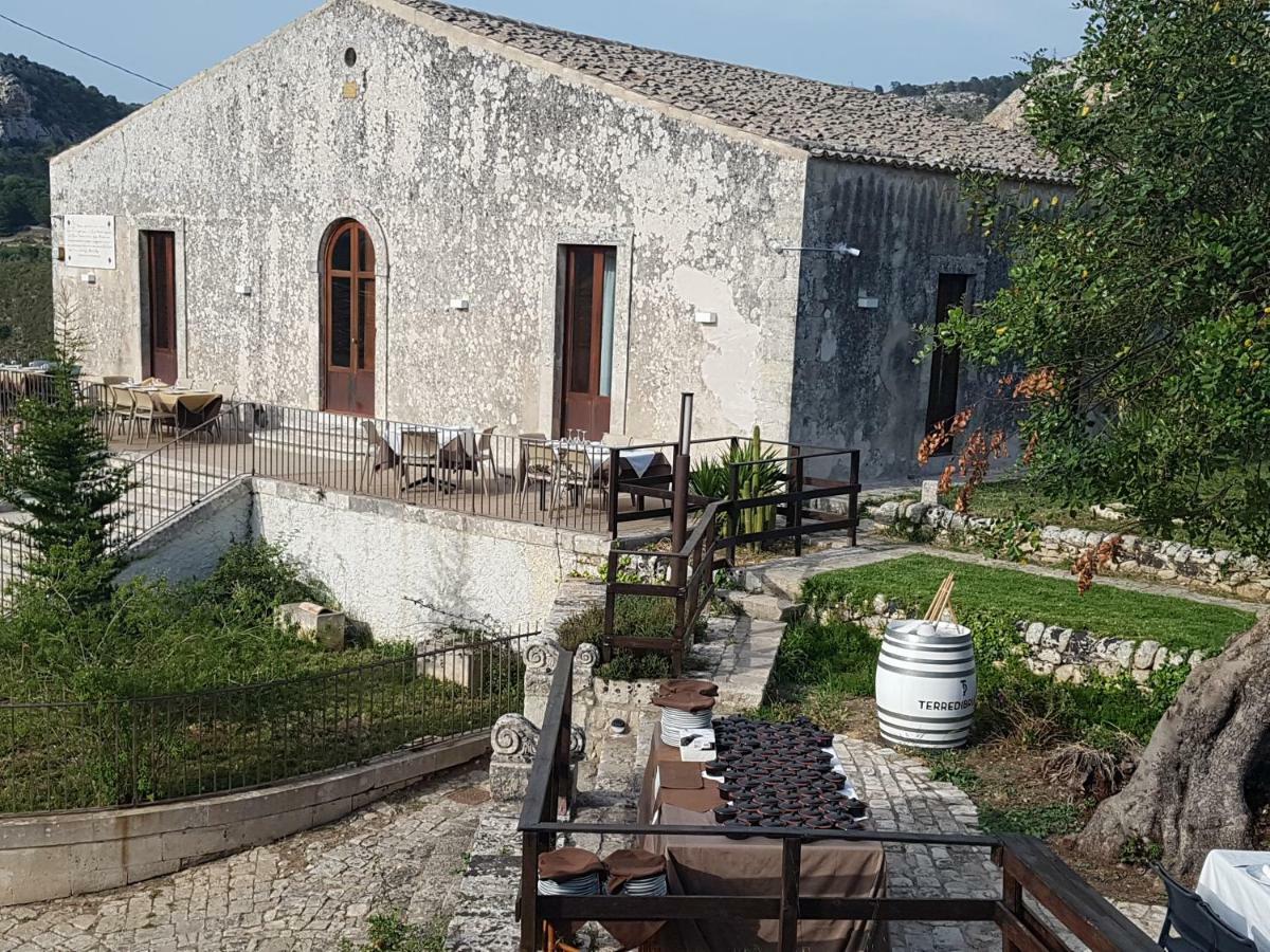 Regia Trazzera Hotel Ragusa Luaran gambar